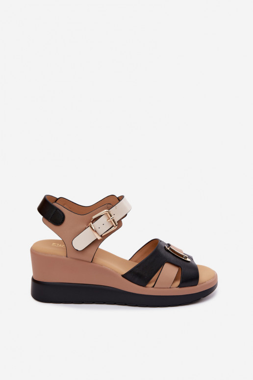 Damensandalen Feminin mit einer Plattform mit Streifen Artiker 58C0316 Beige-schZuarze Farbe