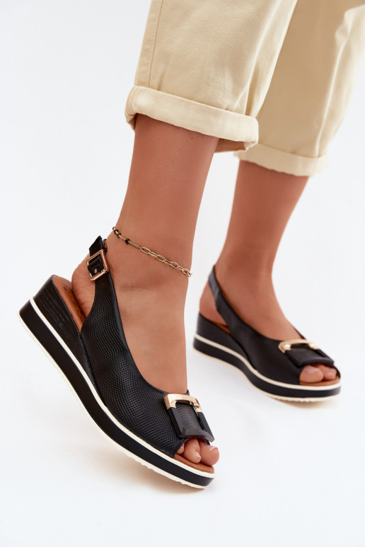 Damensandalen Feminin mit einer Plattform mit Schnallen Artiker 58C0086 schZuarze Farbe