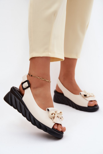 Sandfarbene Damen Sandalen mit Plattform und Ornamenten Artiker 58C0054 2