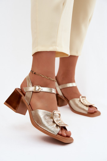 Absatzsandalen mit Schnallen Artiker 58C2033 goldfarben 2