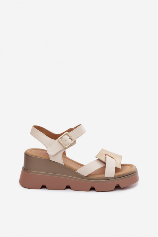 Damensandalen Feminin mit einer Plattform Artiker 58C0312 Beige-goldene Farbe