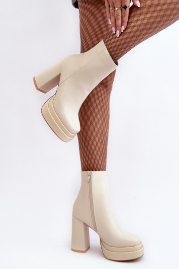 Elfenbeinfarbene Stiefeletten mit Plattform Sandstra 2