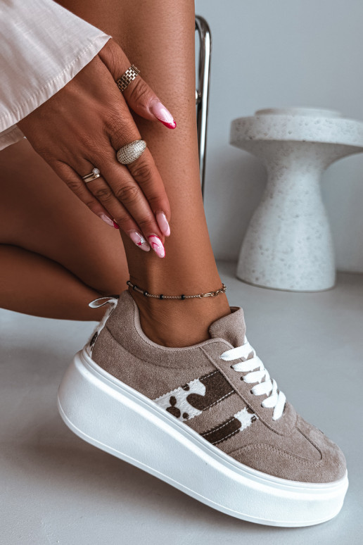 Sneaker mit Plattform aus sandfarbenem Kunstveloursleder Averin
