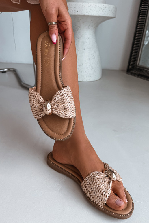 Sandfarbene Slipper mit goldenen Details Goldie