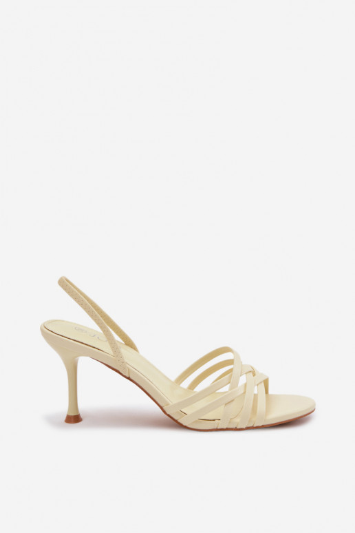 Gelbe Sandalen mit dünnem Absatz und Riemen Velivelle