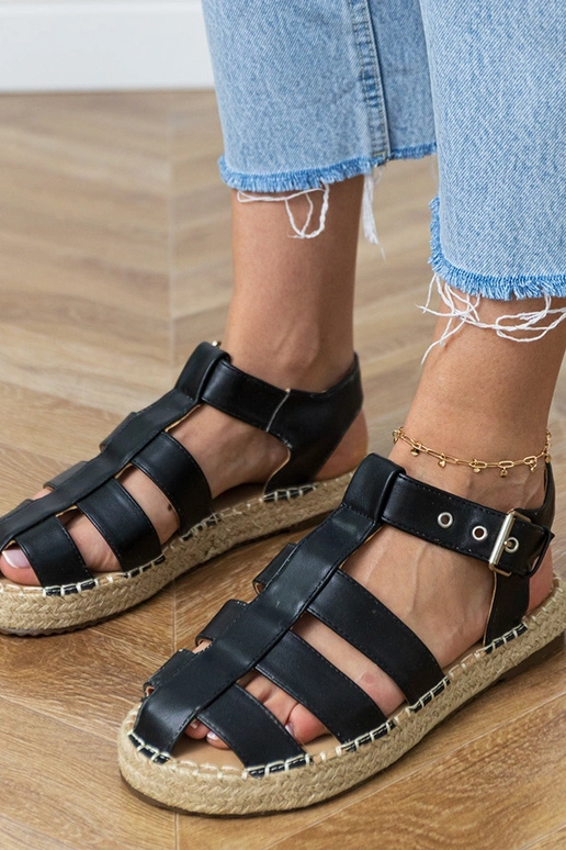 Schwarze geschlossene Espadrilles Sandalen Kleona