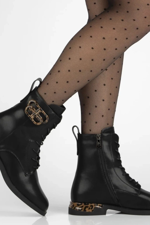 Schwarze Stiefeletten aus natürlichem Leder, verziert mit Pantherdruck Ricka