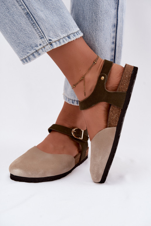 Damen Sandalen aus Kunstveloursleder mit geschlossener Spitze sandfarbe