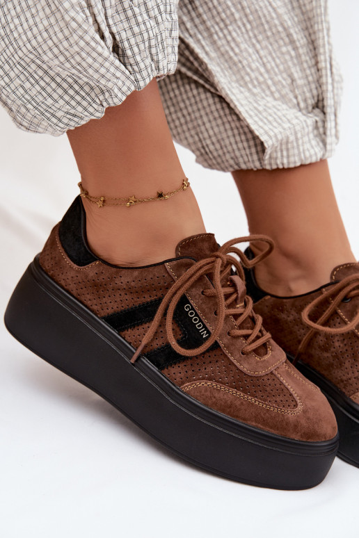 Braune Damensneaker mit Plattform und Perforation Umbry