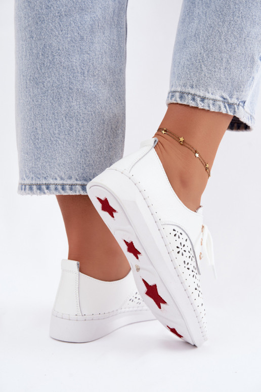 Weiße Damenschuhe mit Ausschnitten Softie