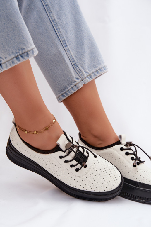 Weiße Damenschuhe mit Plattform und Perforation Dalila