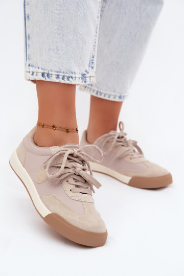 Wildleder-Sneaker für Damen mit doppelten Schnürsenkeln Big Star UU274001 in Sandfarbe