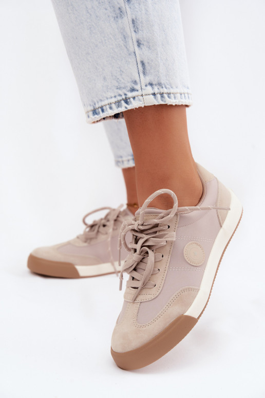 Wildleder-Sneaker für Damen mit doppelten Schnürsenkeln Big Star UU274001 in Sandfarbe
