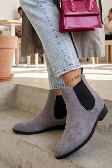 Graue Stiefeletten mit elastischem Schaft Cinzia