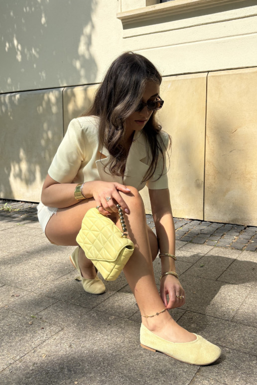 Gelbe Ballerinas aus Kunstveloursleder Camdena