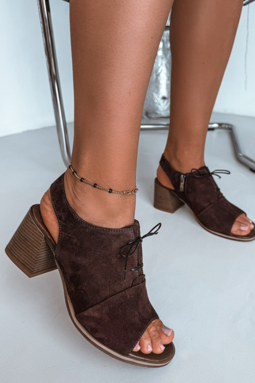 Elegante Leder High Heels mit stilvollen Details Zazoo 40523 in Schokoladenfarbe