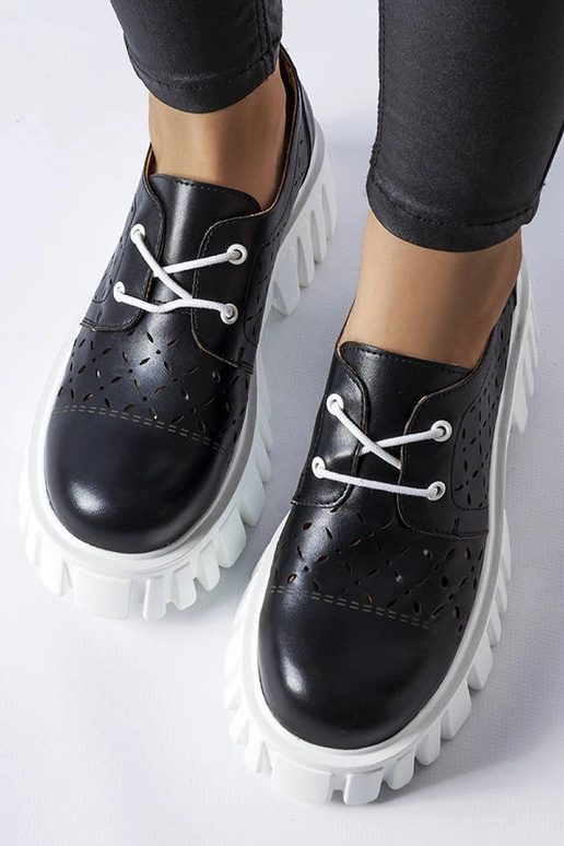 Schwarze durchbrochene klobige Slipper Camus