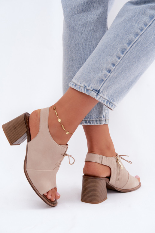 Elfenbein elegante Wildleder-Pumps mit stilvollen Details Zazoo 40523