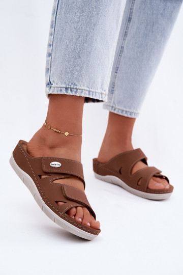 Braune Damenschuhe aus Leder mit Klettverschlüssen Inblu OE0001GU