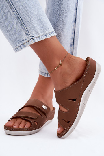 Braune Damenschuhe aus Leder mit Klettverschlüssen Inblu OE0001GU 2