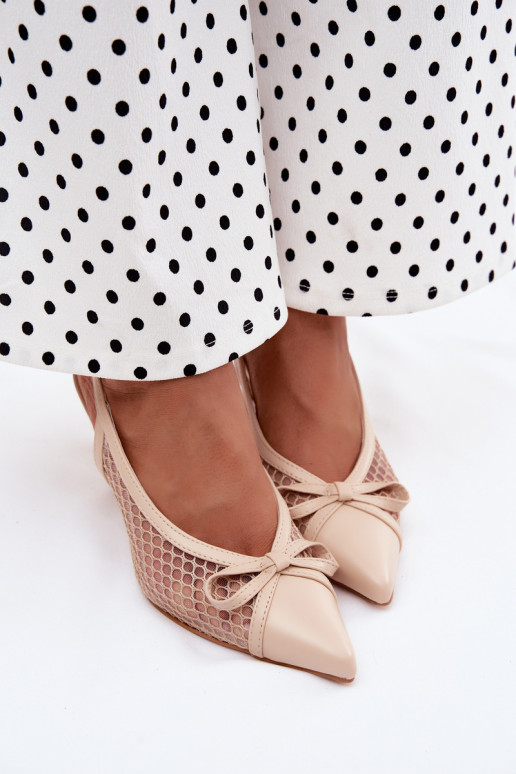 Beige Mesh-Sandalen mit dünnen Absätzen und Schleifen Moona