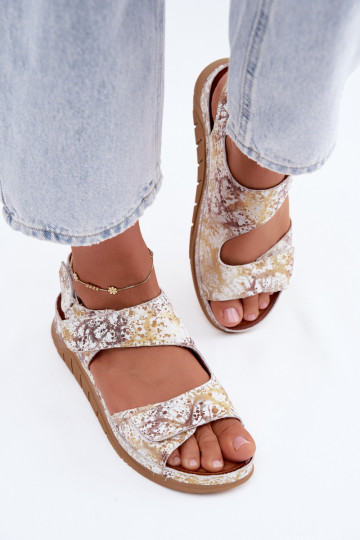 Weiß-goldene Damen-Sandalen mit Plattform und klebrigen Verschlüssen