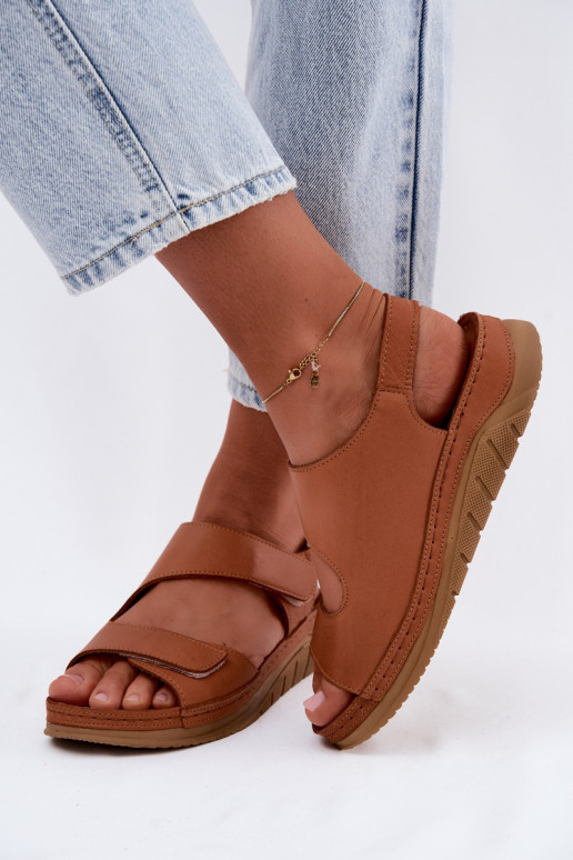Braune Damen-Sandalen mit Plattform und klebrigen Verschlüssen