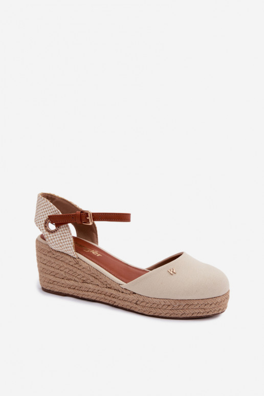 Sandfarbene Espadrilles mit Plattform