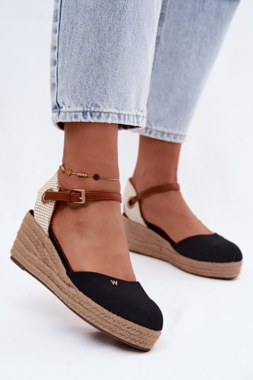 Schwarze Espadrilles mit Plattform
