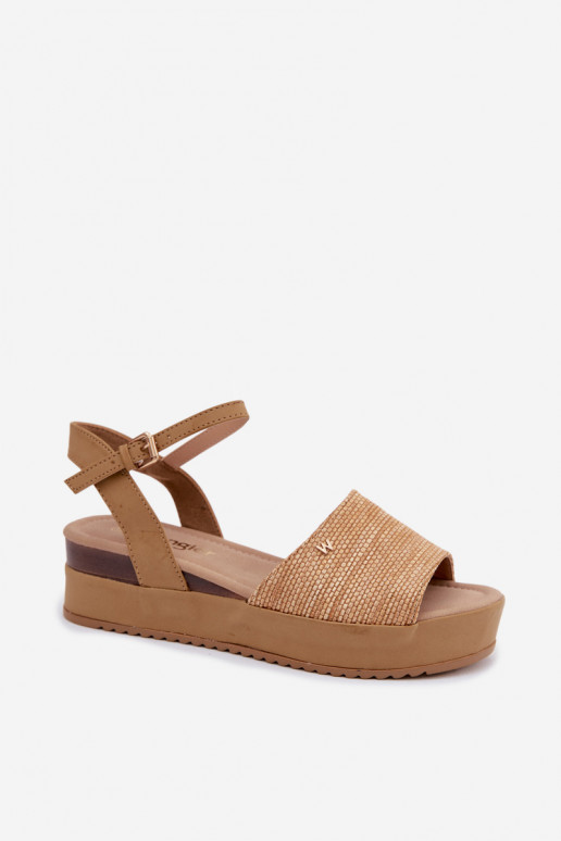 Sandfarbene Damen-Sandalen mit Plattform