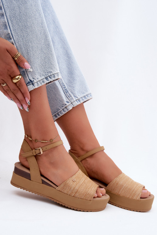 Sandfarbene Damen-Sandalen mit Plattform