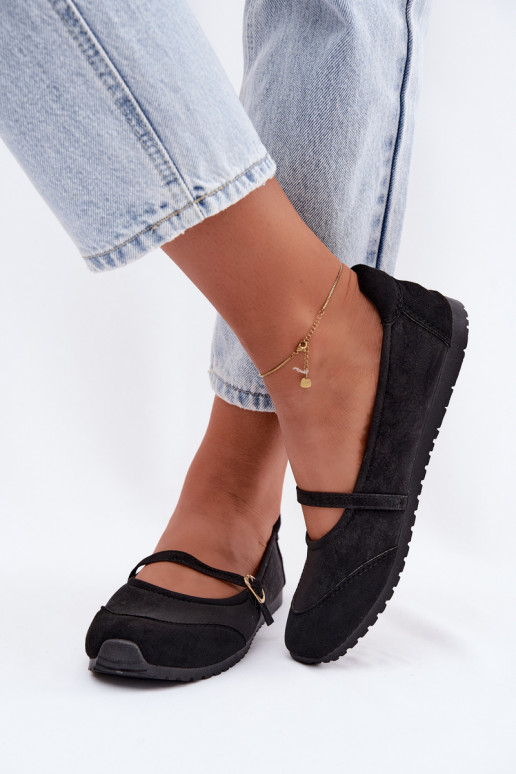 Sportliche Ballerinas mit Riemen in Schwarz Charmy