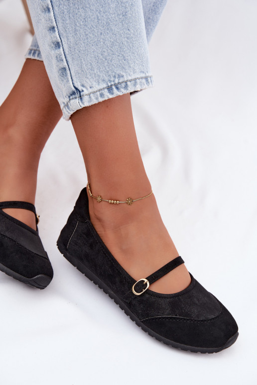 Sportliche Ballerinas mit Riemen in Schwarz Charmy