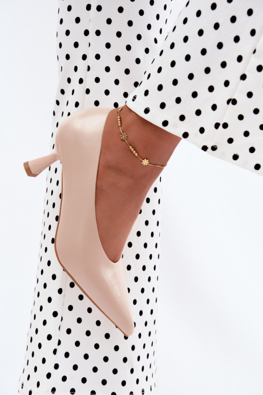 Spitze Schuhe mit Absätzen in Sand Silenta
