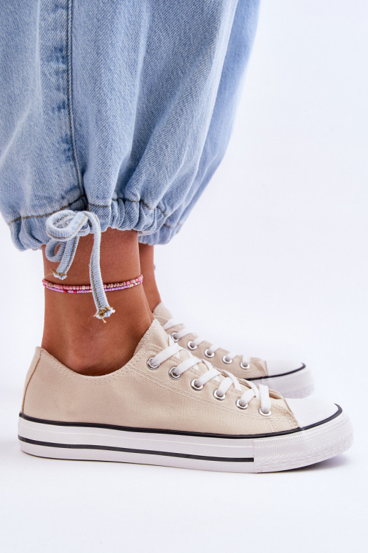 Klassische niedrige Damensneaker in Elfenbein Vegas