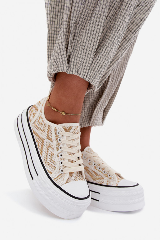 Niedrig Freizeitschuhe mit einer Plattform INeiß-goldene Farbe Medina