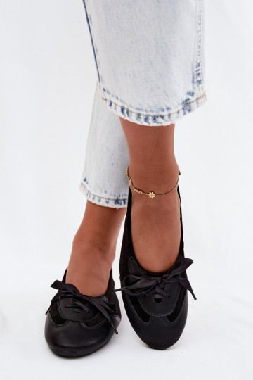 Schwarze sportliche Ballerinas mit stilvollen Details Peonia 2