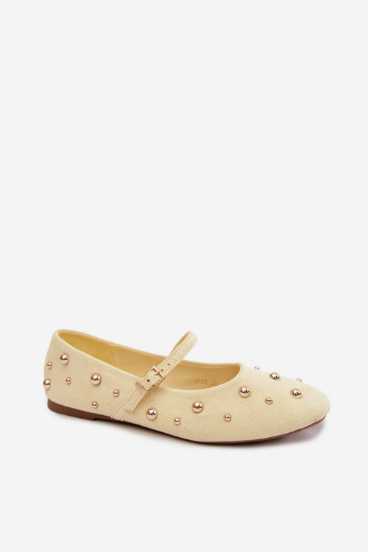 Ballerinas mit Dekoration und Riemen in Gelb Cuddly