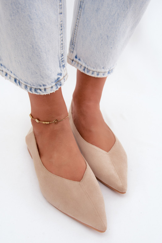 Beige Ballerinas mit spitzen Zehen aus Kunstveloursleder Corabella