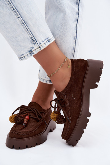 Schuhe mit schönen Details aus Kunstveloursleder in Schokolade Melonia 2