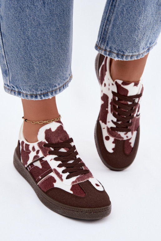 Sneaker mit Patches in Braun Corelle