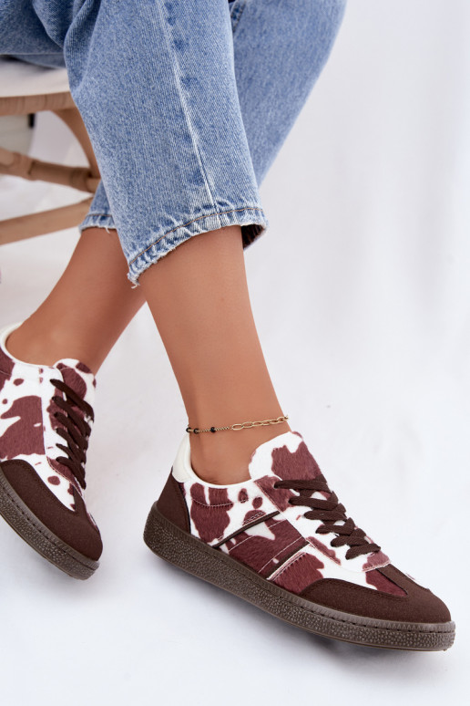 Sneaker mit Patches in Braun Corelle