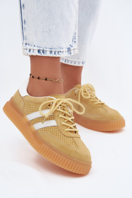 Gelbe Plattform-Sneaker aus Kunstveloursleder Coralia