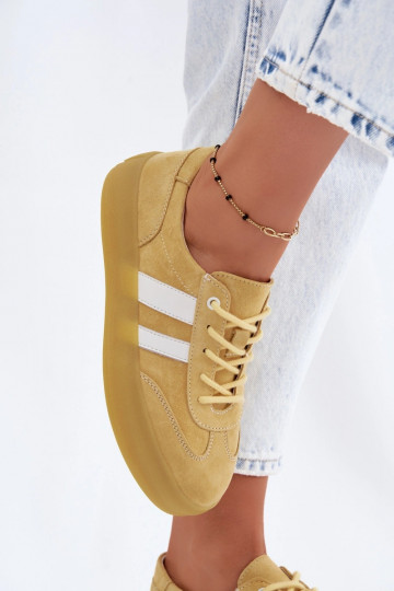 Gelbe Plattform-Sneaker aus Kunstveloursleder Coralia 2