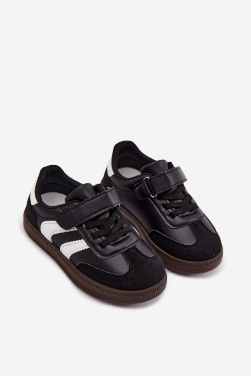 Kindersneaker mit Klettverschlüssen aus Kunstleder in schwarzer Farbe Ronja