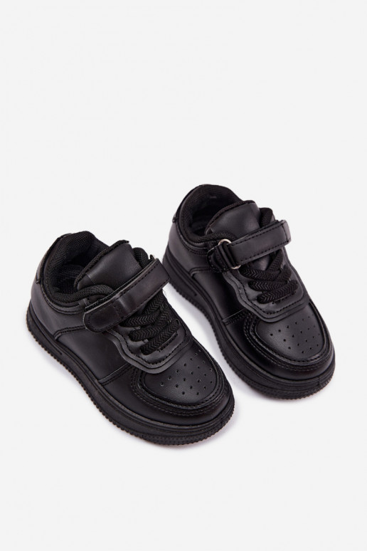 Kindersneaker aus Kunstleder in schwarzer Farbe Liora