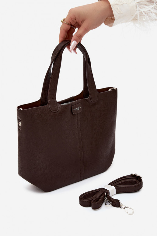 Handtasche aus Kunstleder schokoladenfarben Blaire