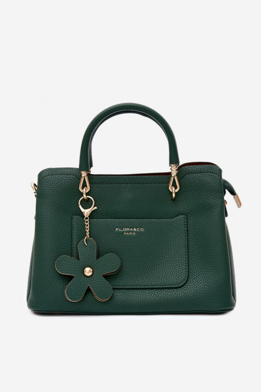 Handtasche mit Kunstleder-Schlüsselanhänger mit Blumenmotiven in Flaschengrün Noomi