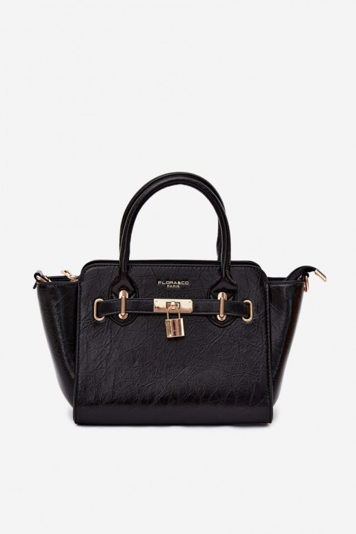 Typ Tasche aus Kunstleder in Schwarz Odelia