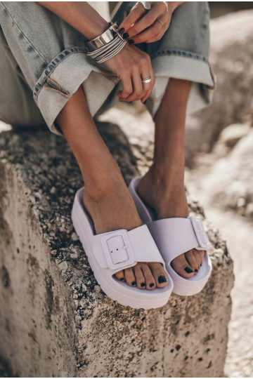 Weiße Damen-Slipper mit Plattform und Schnallen Caramel